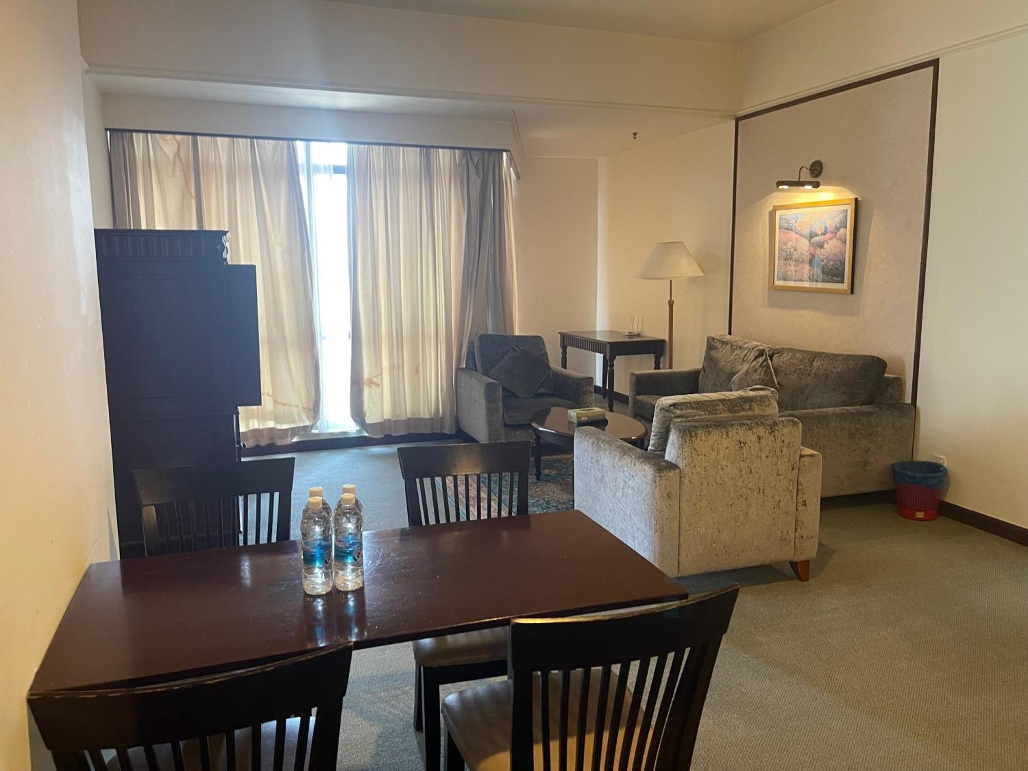 New Empire At Times Square Kl Apartemen